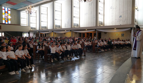 colegio-liturgia-K