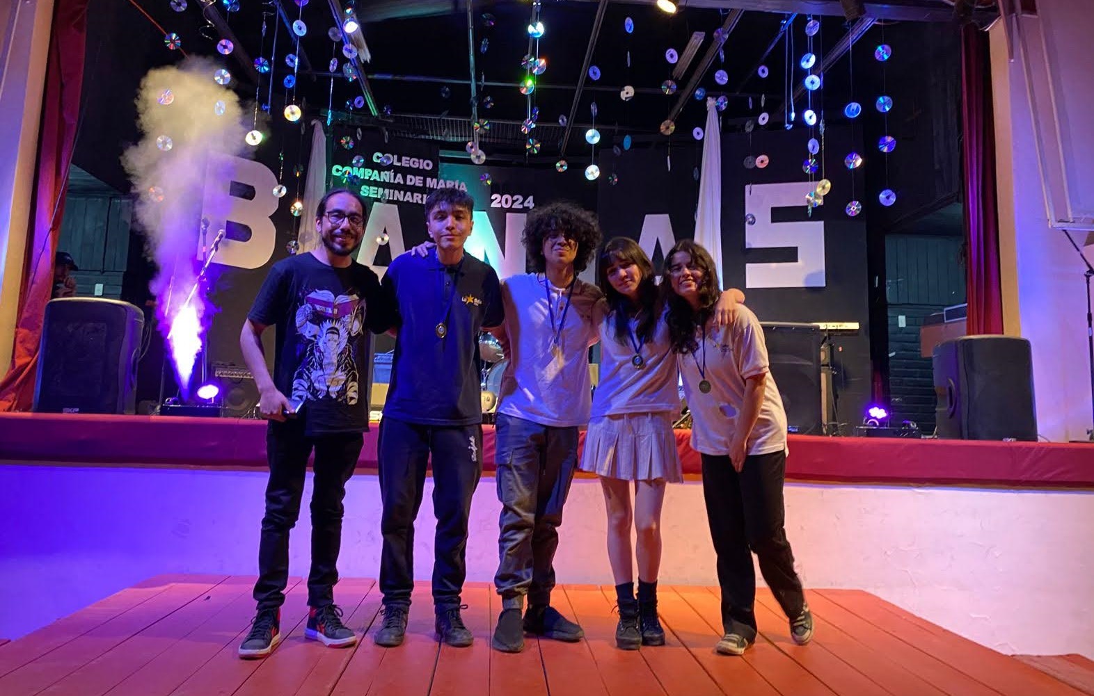 NUESTROS ESTUDIANTES PARTICIPARON DE UN FESTIVAL DE BANDAS