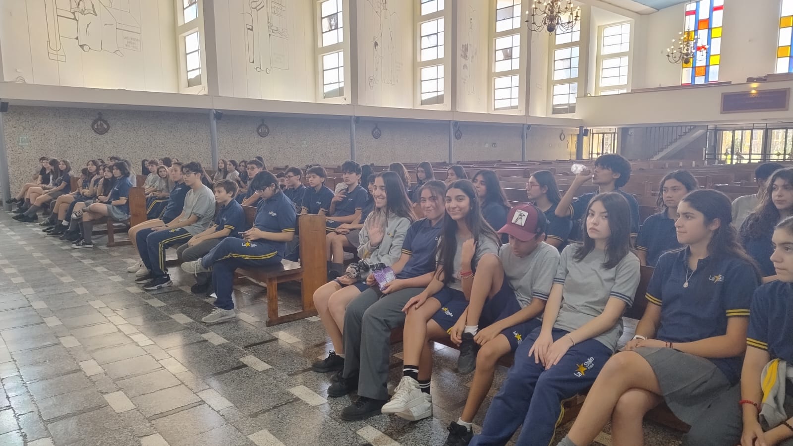 NUEVOS MONITORES PARA NUESTROS ENCUENTROS CON CRISTO