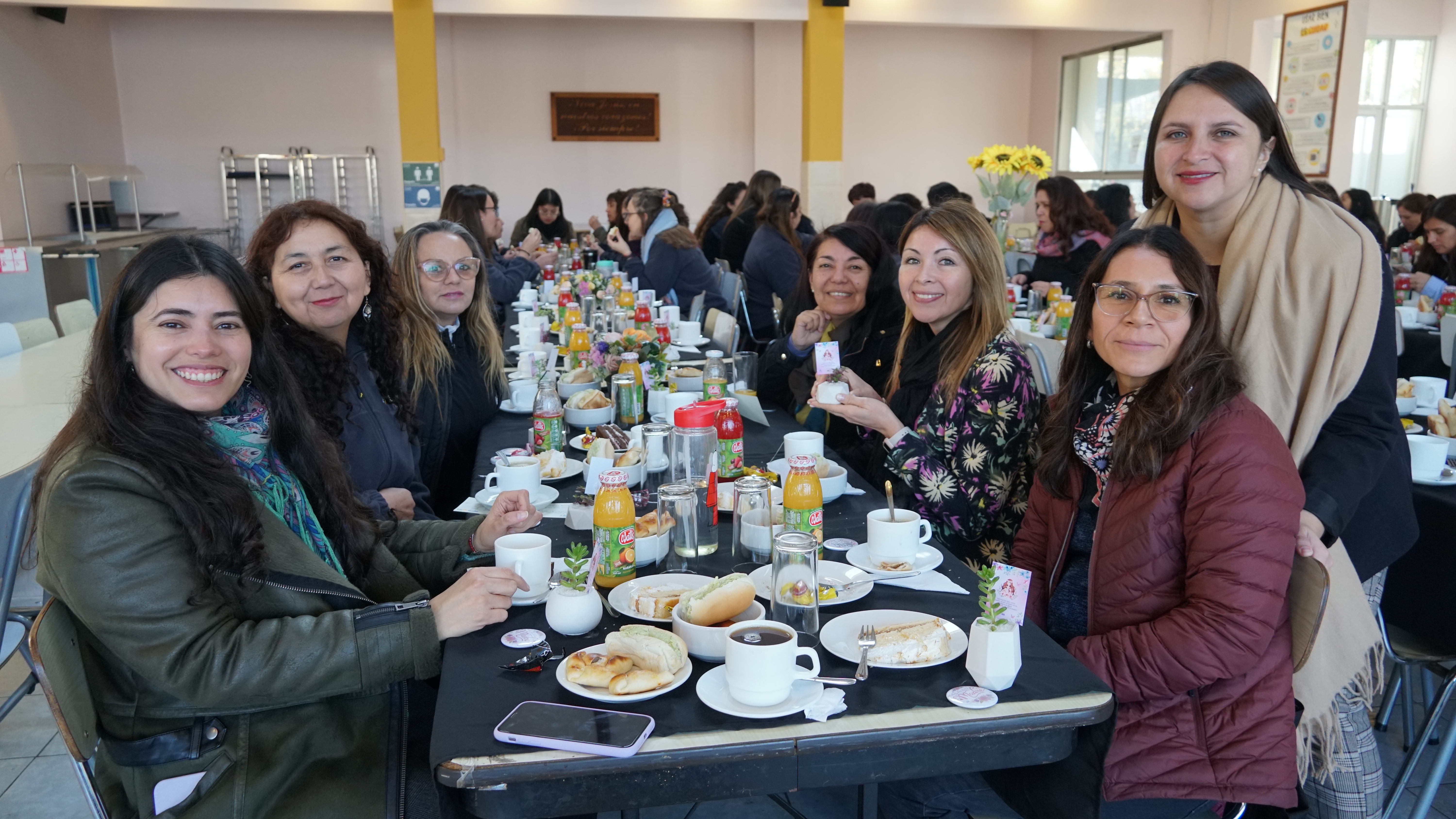 ¡FELIZ DÍA A NUESTRAS MADRES LASALLISTAS!