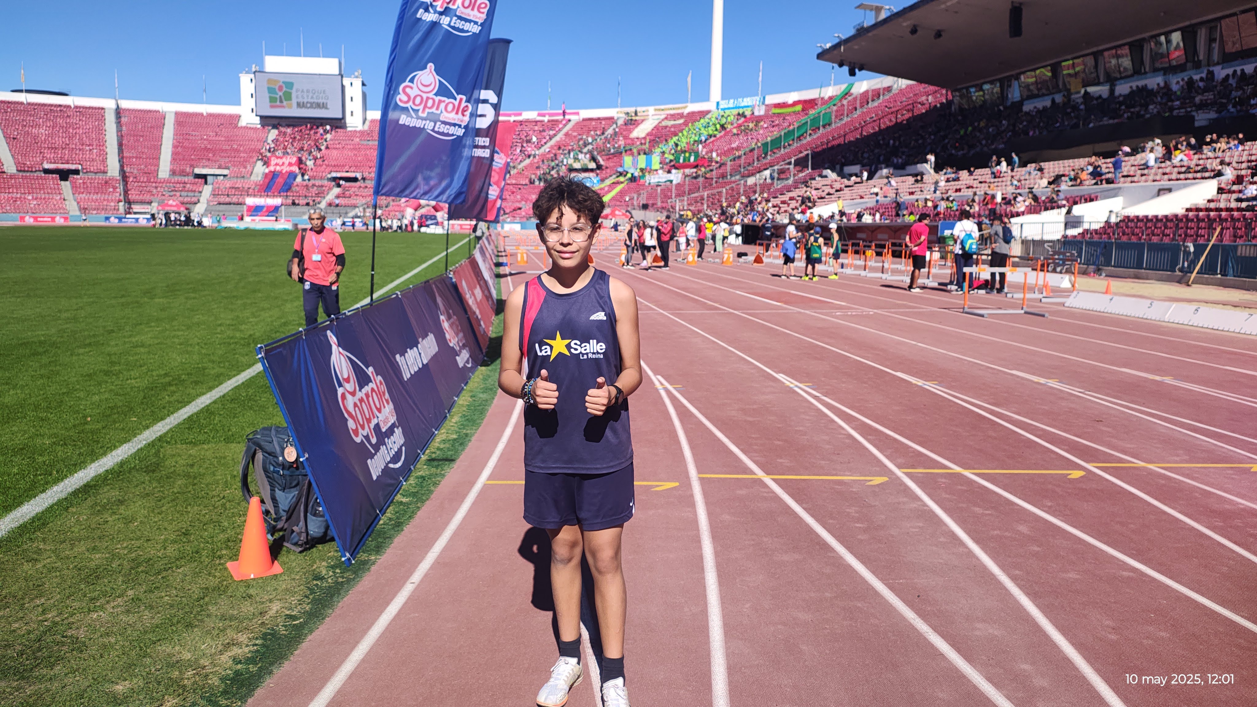 ESTUDIANTES DEL TALLER DE GIMNASIA Y ATLETISMO FUERON PREMIADOS