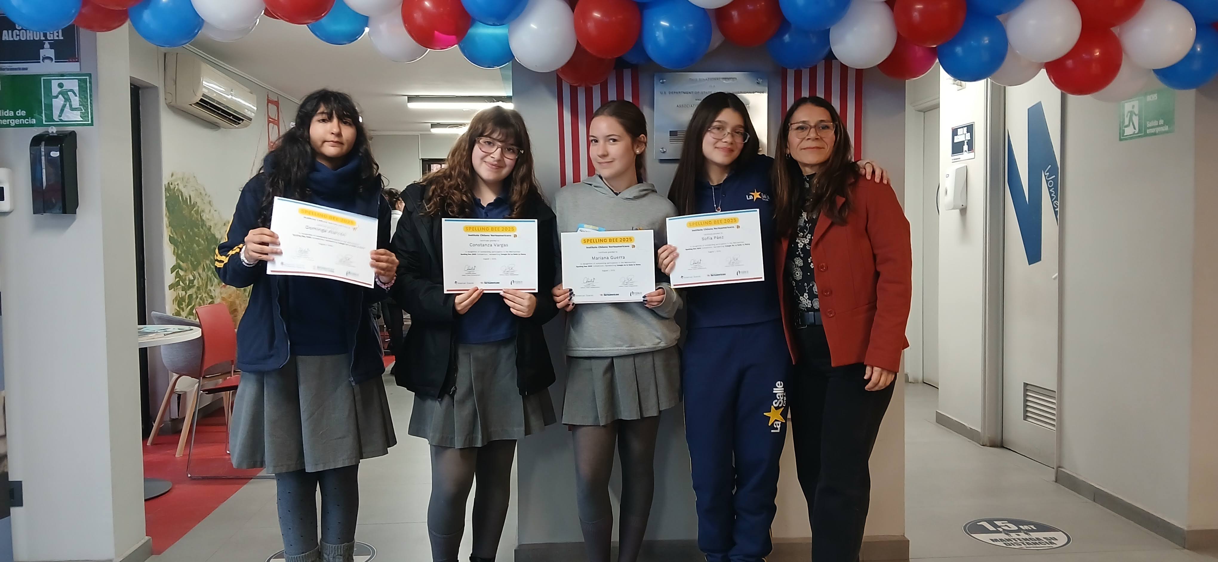 DESTACADA PARTICIPACIÓN DE NUESTRAS ESTUDIANTES EN EL CONCURSO DE SPELLING BEE