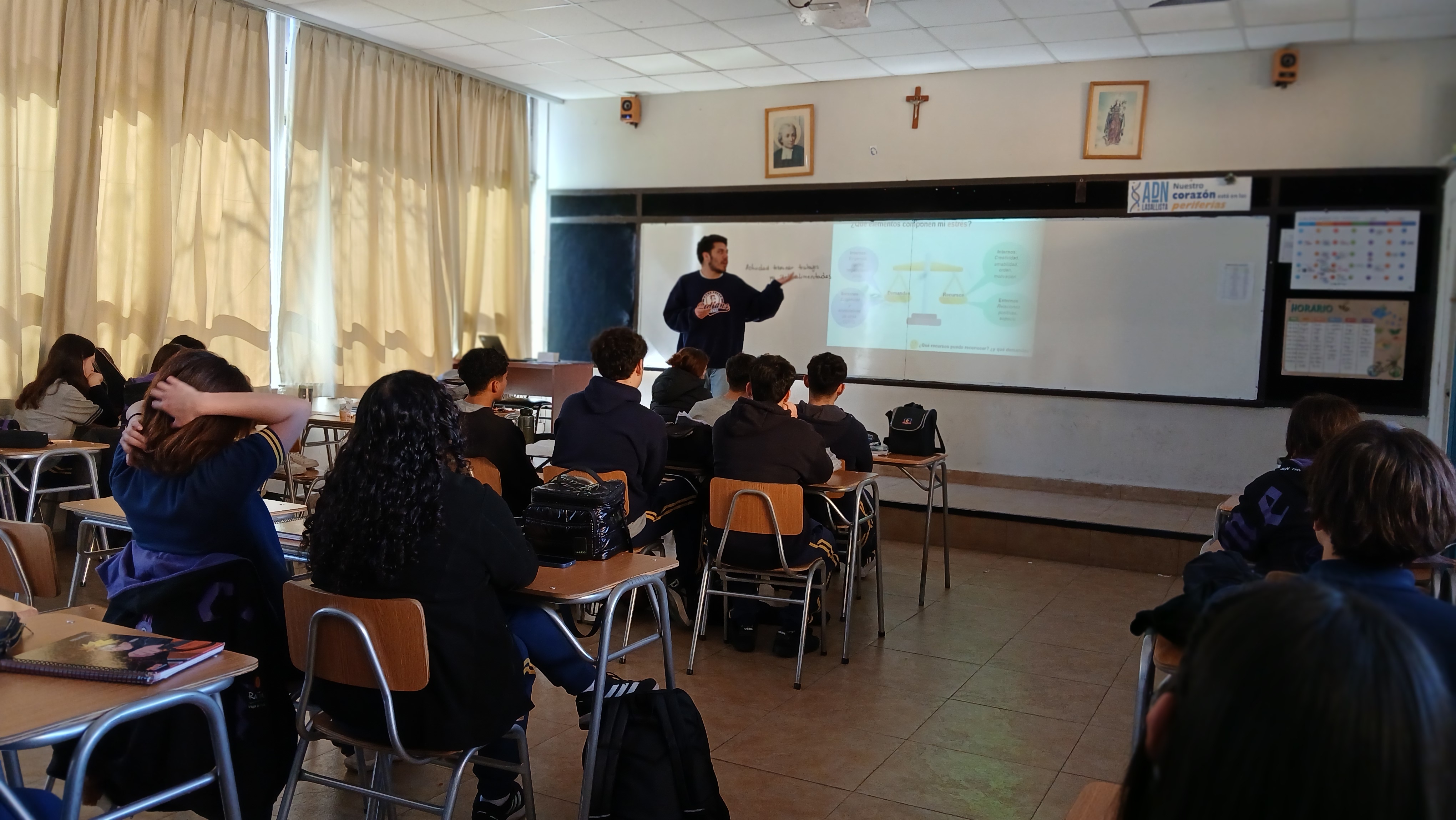 ESTUDIANTES DE IV° MEDIO PARTICIPARON EN CHARLA SOBRE MANEJO DE ESTRÉS