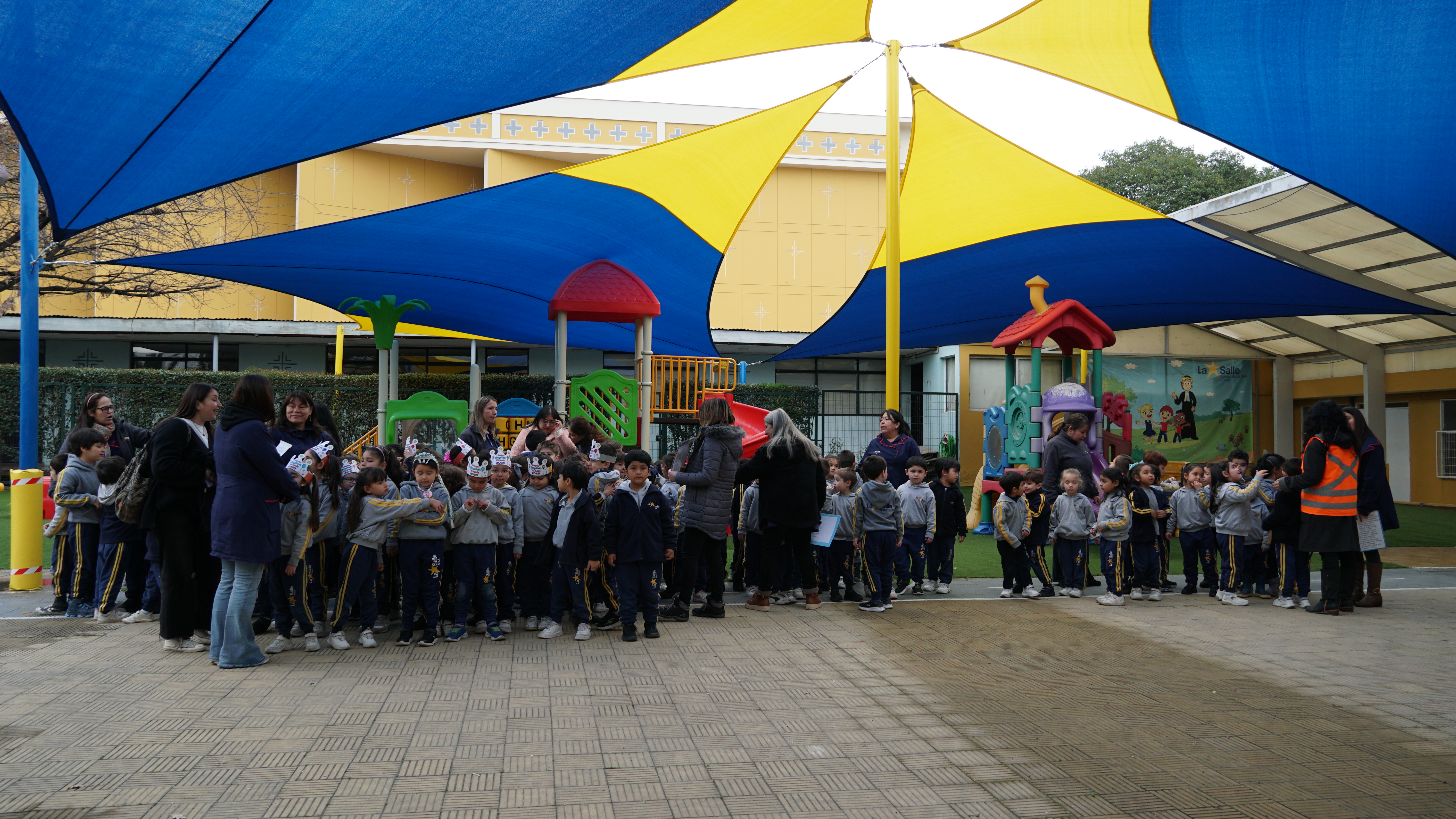 SIMULACRO DE EVACUACIÓN CON EDUCACIÓN PARVULARIA