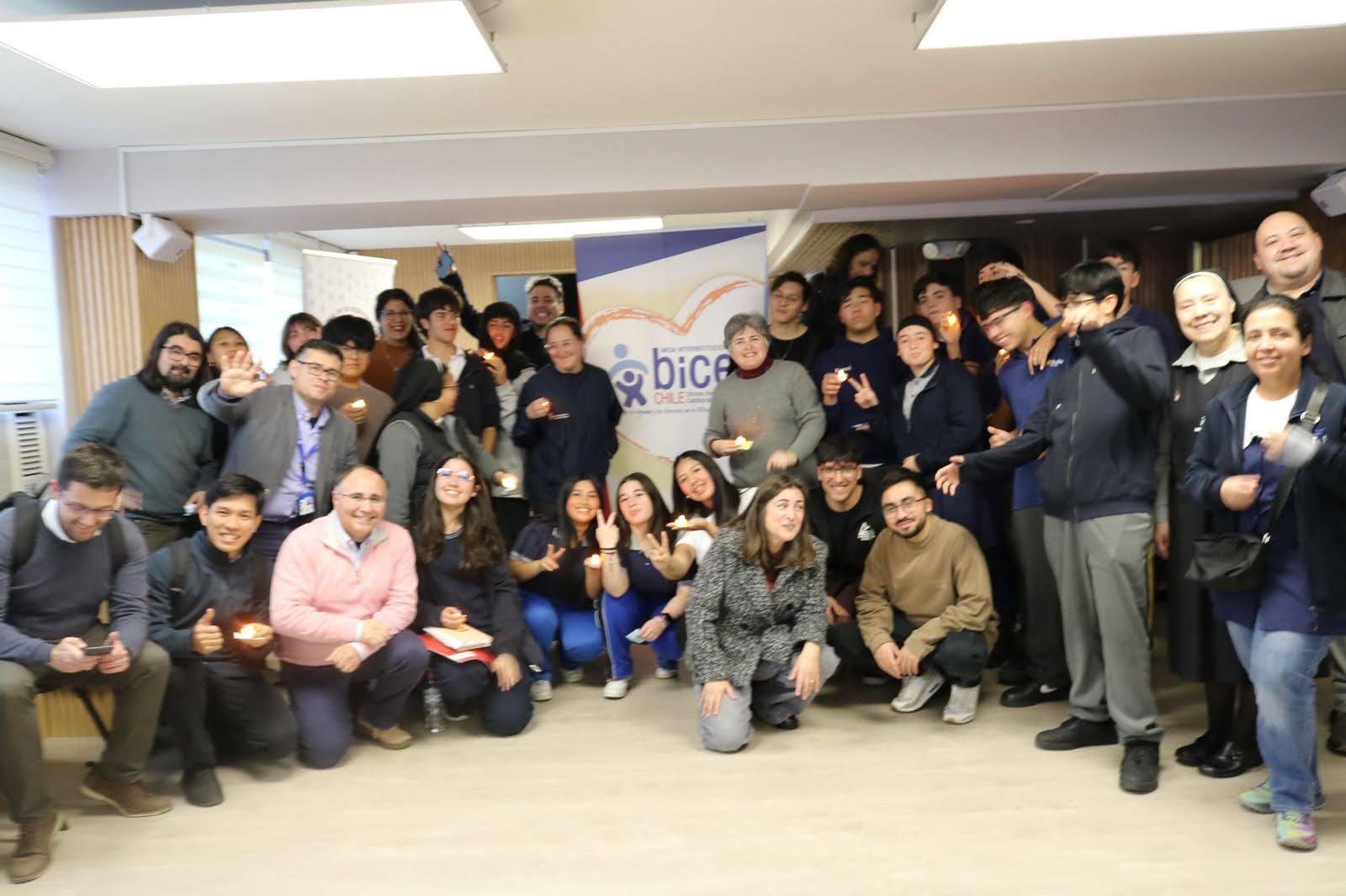 CERTIFICACIÓN EN LIDERAZGO JUVENIL (2025-26) - MESA BICE CHILE