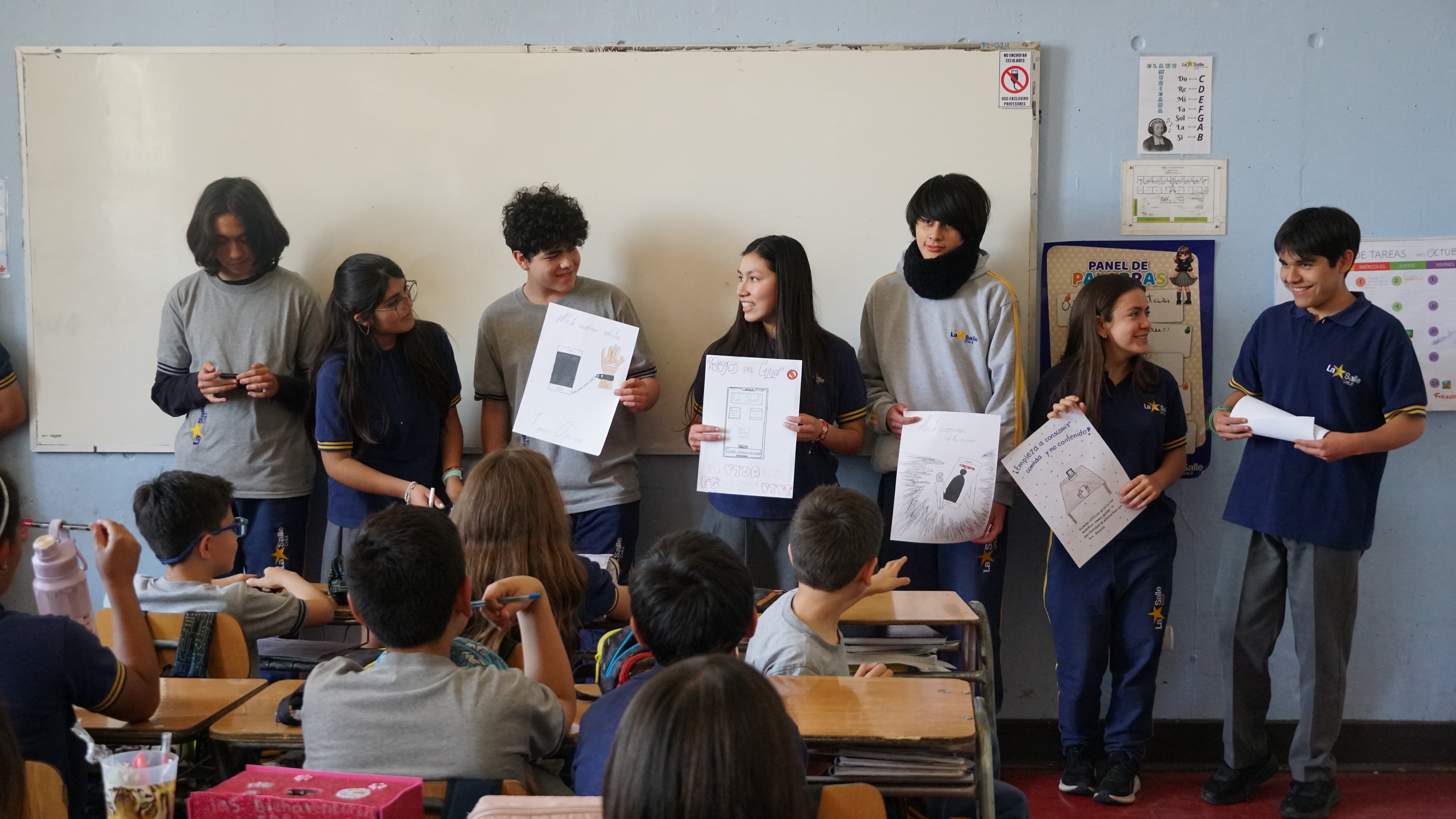 CERRAMOS UN IMPORTANTE PROCESO DE REFLEXIÓN EN TORNO AL USO DE PANTALLAS Y SU RELACIÓN CON LA SALUD MENTAL