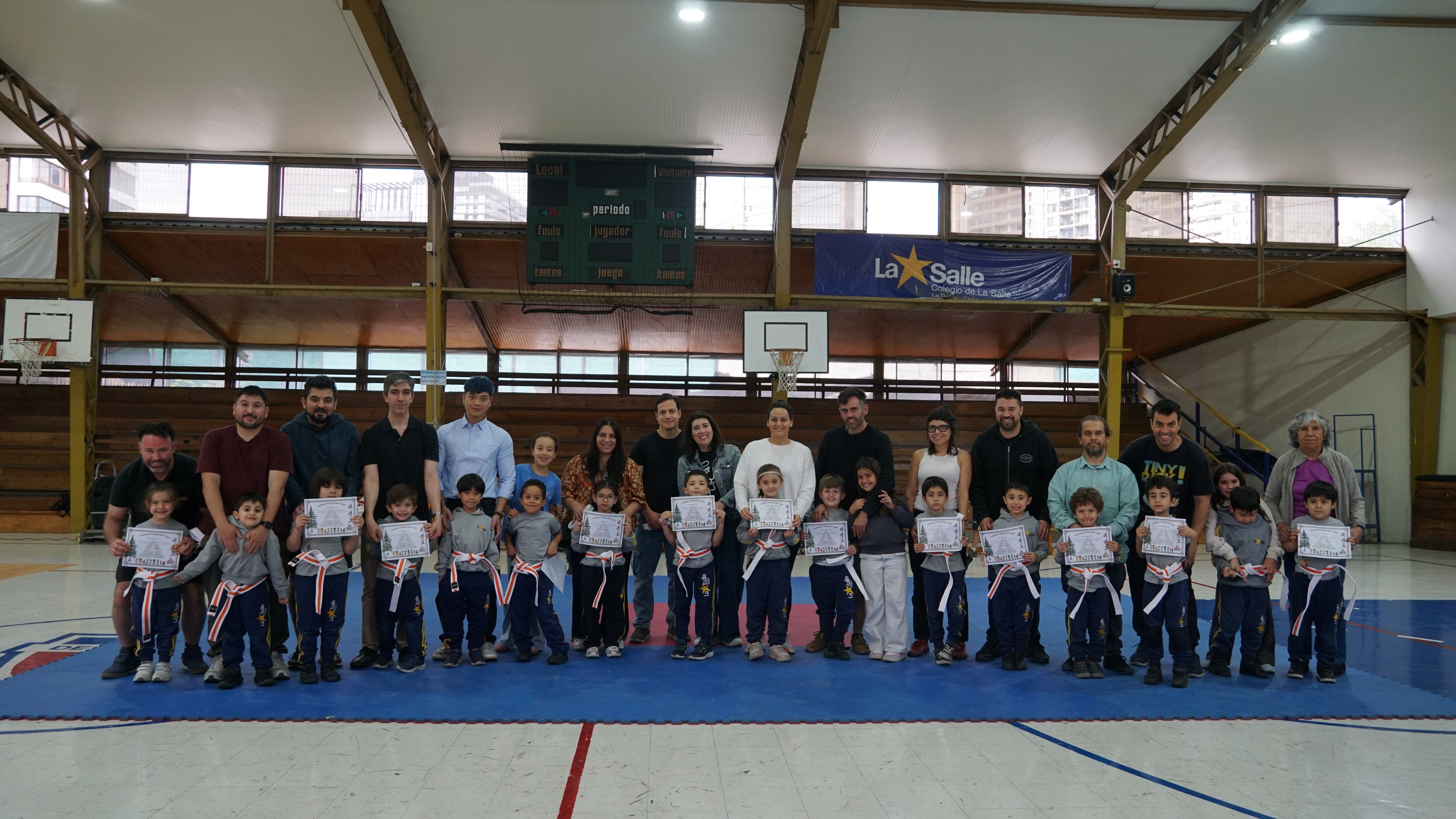EXAMEN DE CAMBIO DE CINTURÓN EN EL TALLER DE TAEKWONDO