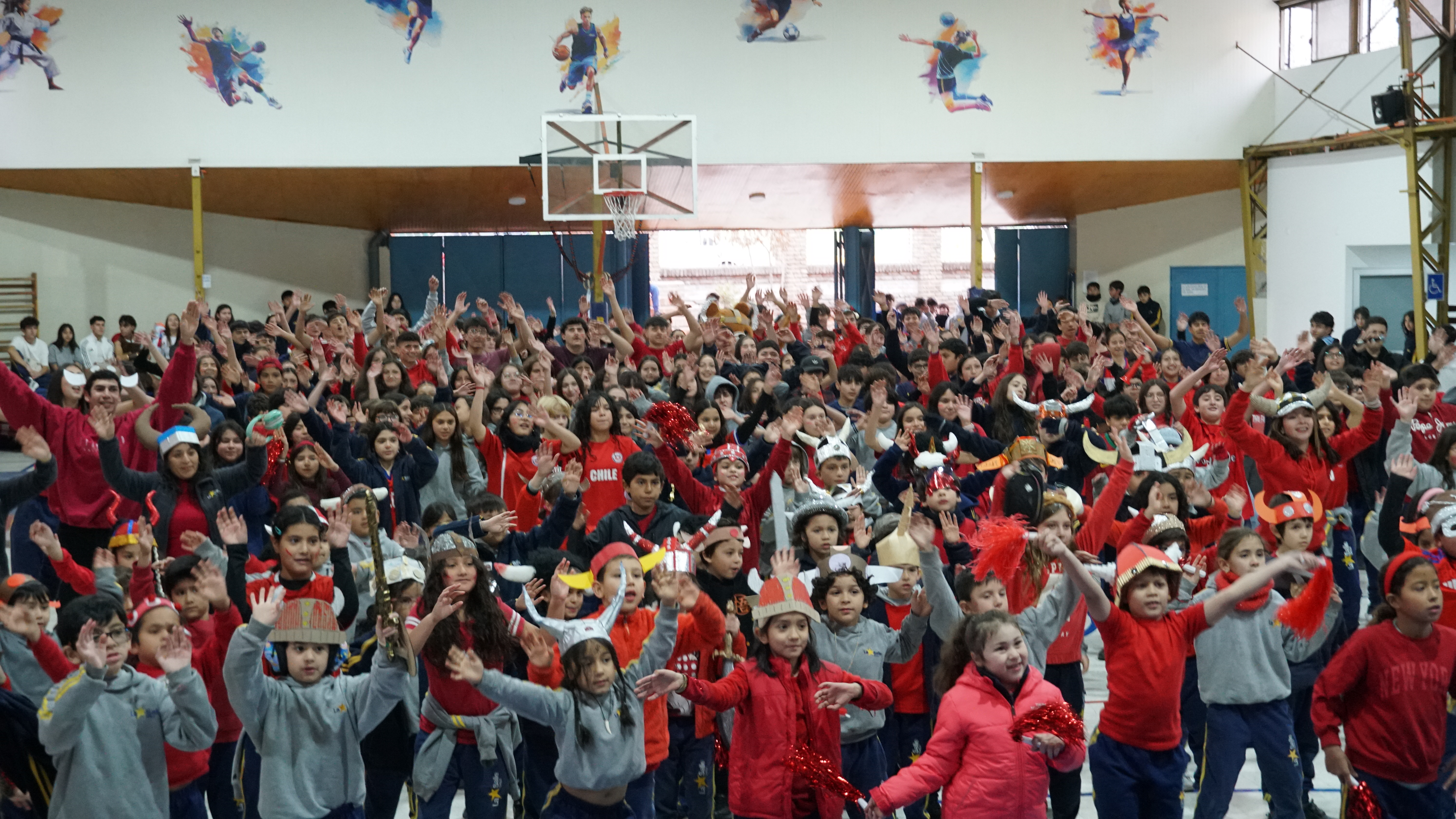 COMUNIDAD LASALLISTA CELEBRÓ CON ENTUSIASMO EL 72° ANIVERSARIO DEL COLEGIO LA SALLE DE LA REINA