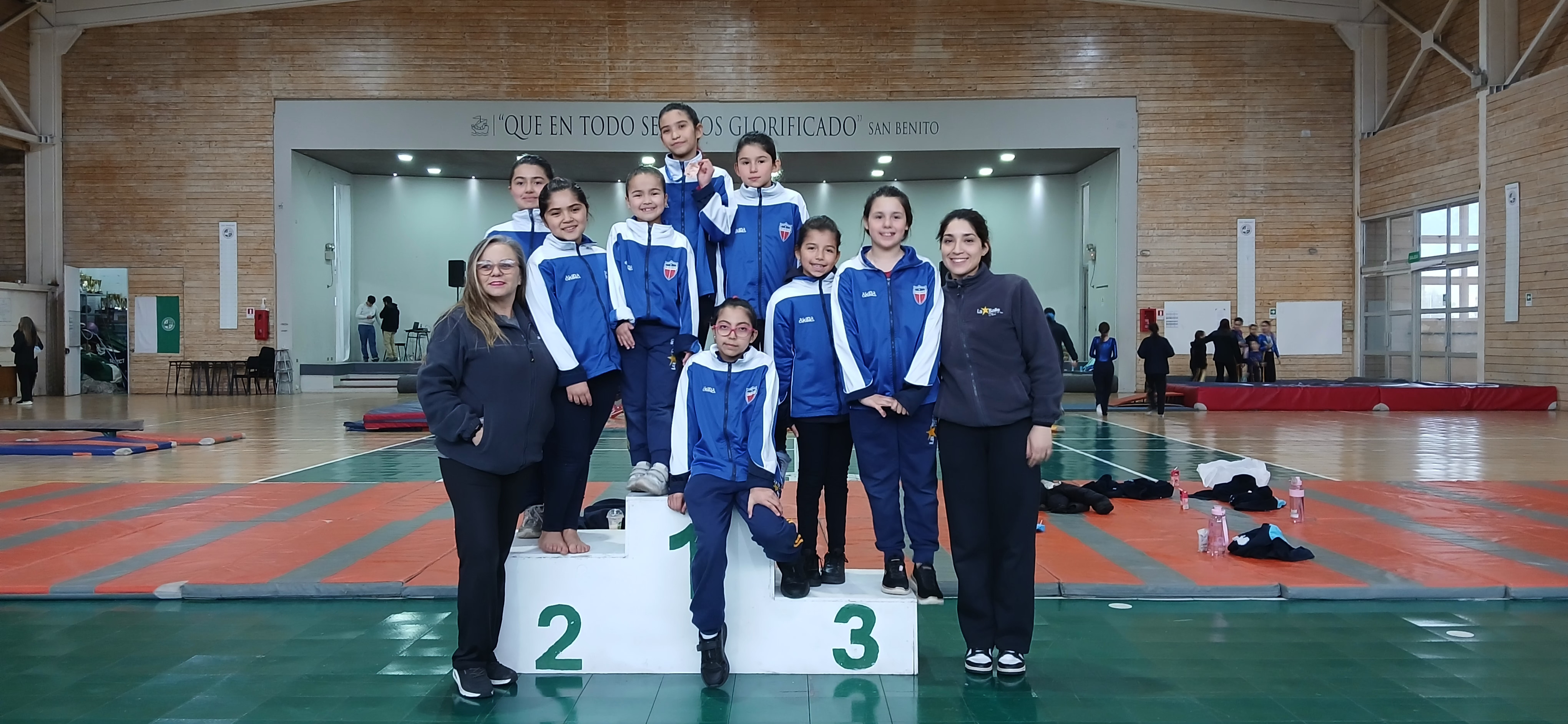 DESTACADA PARTICIPACIÓN DE NUESTRAS GIMNASTAS
