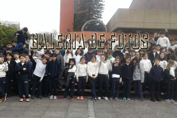 Visita terceros básicos al planetario