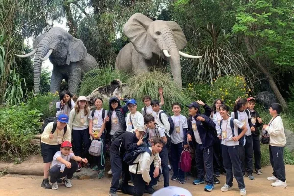 ESTUDIANTES DE 5° BÁSICO VISITAN EL BUIN ZOO