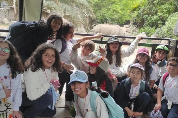 LOS ESTUDIANTES DE 4° BÁSICO TAMBIÉN VISITAN EL BUIN ZOO