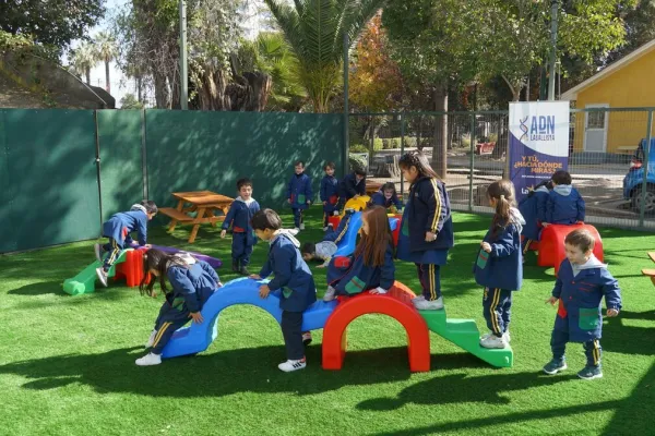 INAUGURACIÓN DEL NUEVO PATIO SENSORIAL DE EDUCACIÓN PARVULARIA
