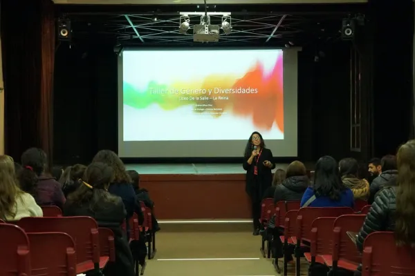 CAPACITACIÓN DOCENTE: 'GÉNERO Y DIVERSIDADES'