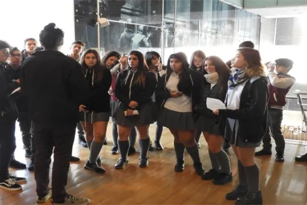 Alumnos  de cuarto medio visitan el Museo de la Memoria y los Derechos Humanos