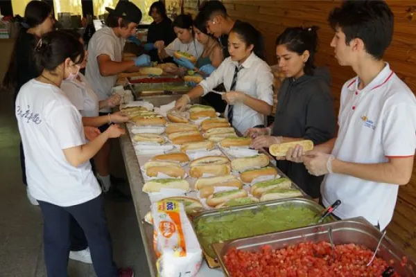 COMPLETADA DE DESPEDIDA PARA IV° MEDIO
