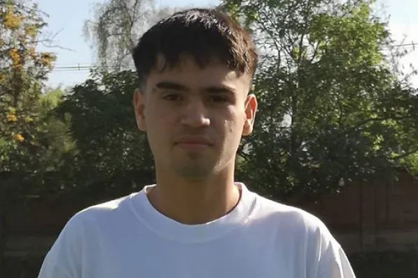 DESTACADA PARTICIPACIÓN DE NUESTRO ESTUDIANTE EN OLIMPIADAS DE FÍSICA