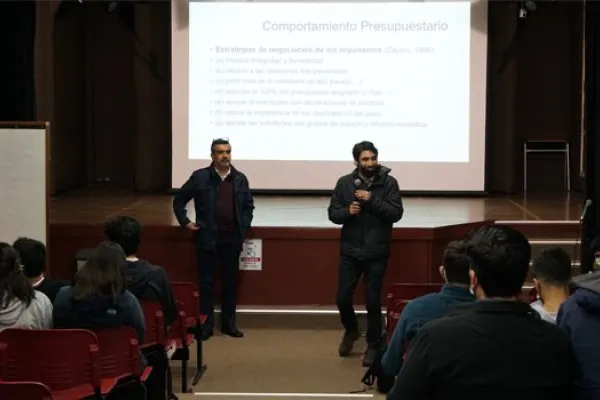 CHARLA SOBRE POLÍTICA FISCAL Y EL ROL DE LA DIPRES 