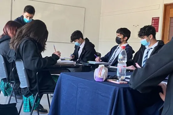 DEBATE INTERESCOLAR UNAB