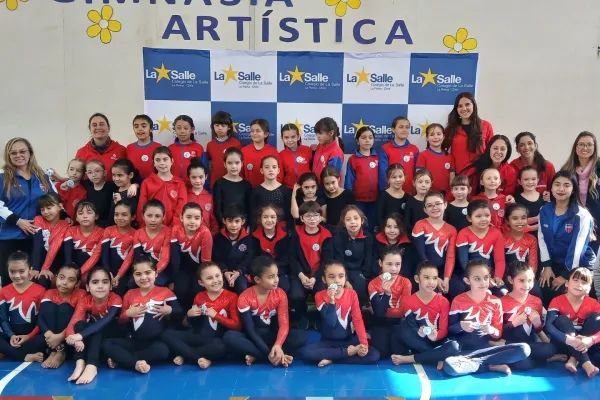 ENCUENTRO AMISTOSO DE GIMNASIA ARTÍSTICA