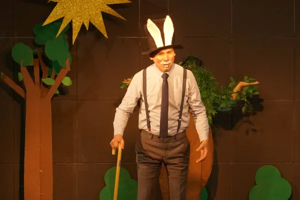 OBRA DE TEATRO 'PEDRO EL CONEJO'