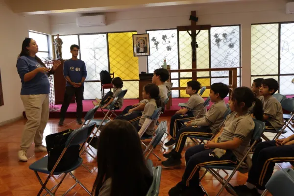 KYKLOS VISITA NUESTRO COLEGIO PARA FOMENTAR EL USO RESPONSABLE DE LA TECNOLOGÍA