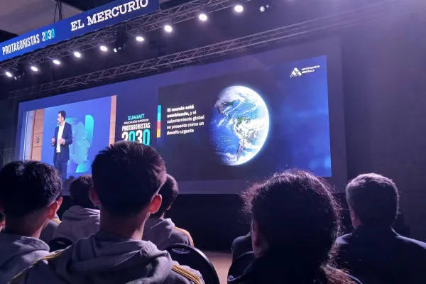 ESTUDIANTES DE III° MEDIO PARTICIPARON EN 'SUMMIT EDUCACIÓN SUPERIOR PROTAGONISTAS 2030'