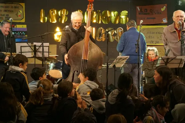 NOS VISITARON LOS AMIGOS DEL JAZZ