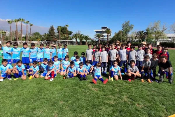 TRES ESTABLECIMIENTOS PARTICIPARON DEL TRIANGULAR DE FÚTBOL