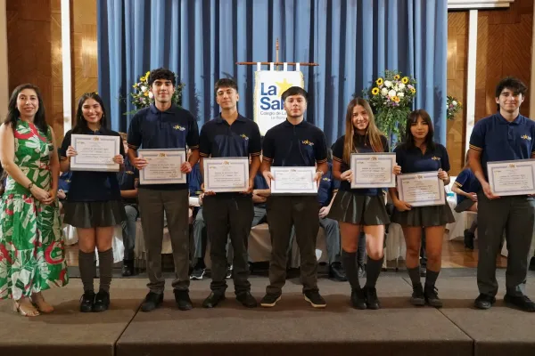 GRADUACIÓN IV° MEDIO, GENERACIÓN 2025