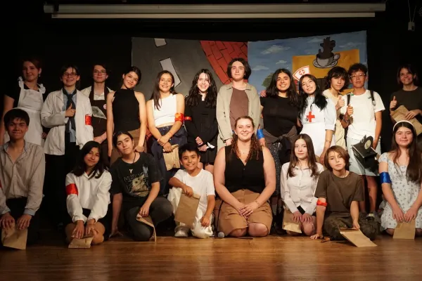 'UN FUTURO OLVIDADO': UN CIERRE EXITOSO DEL TALLER DE TEATRO DE SEGUNDO CICLO